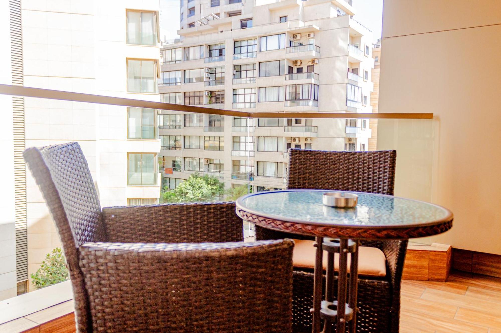 Britannia Suites Бейрут Экстерьер фото