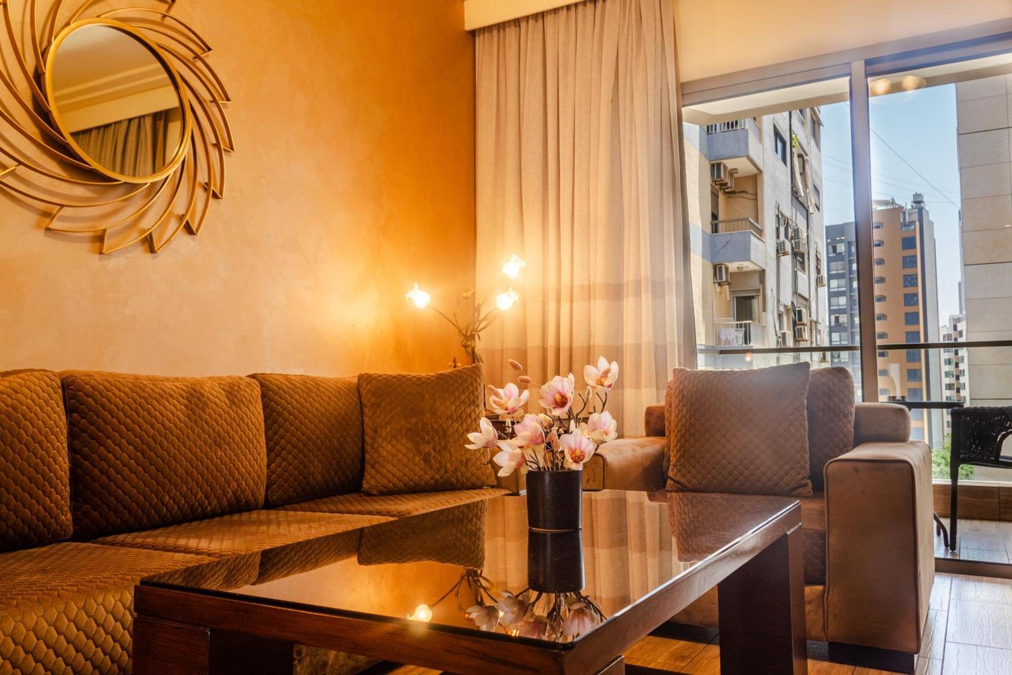 Britannia Suites Бейрут Экстерьер фото