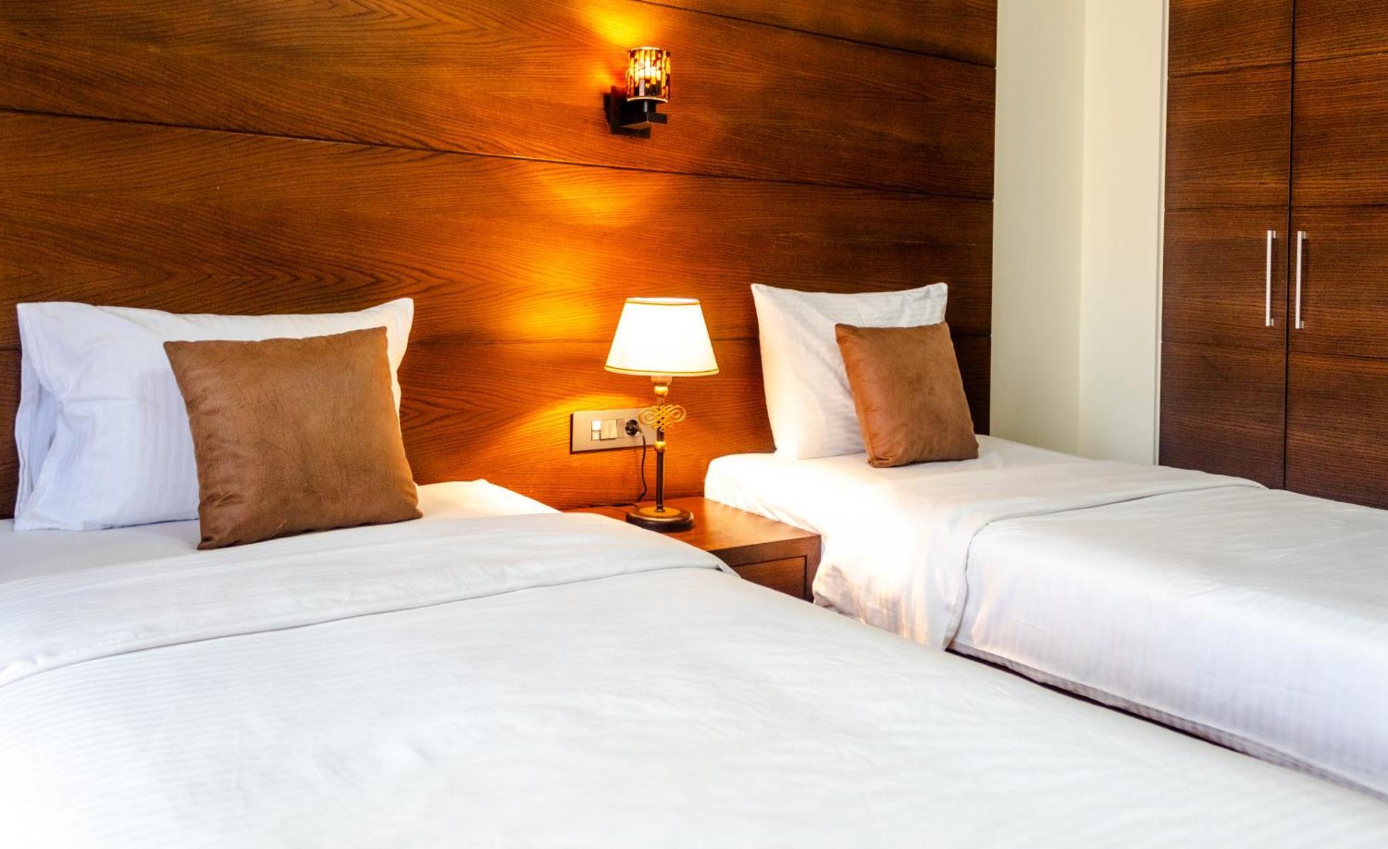 Britannia Suites Бейрут Экстерьер фото