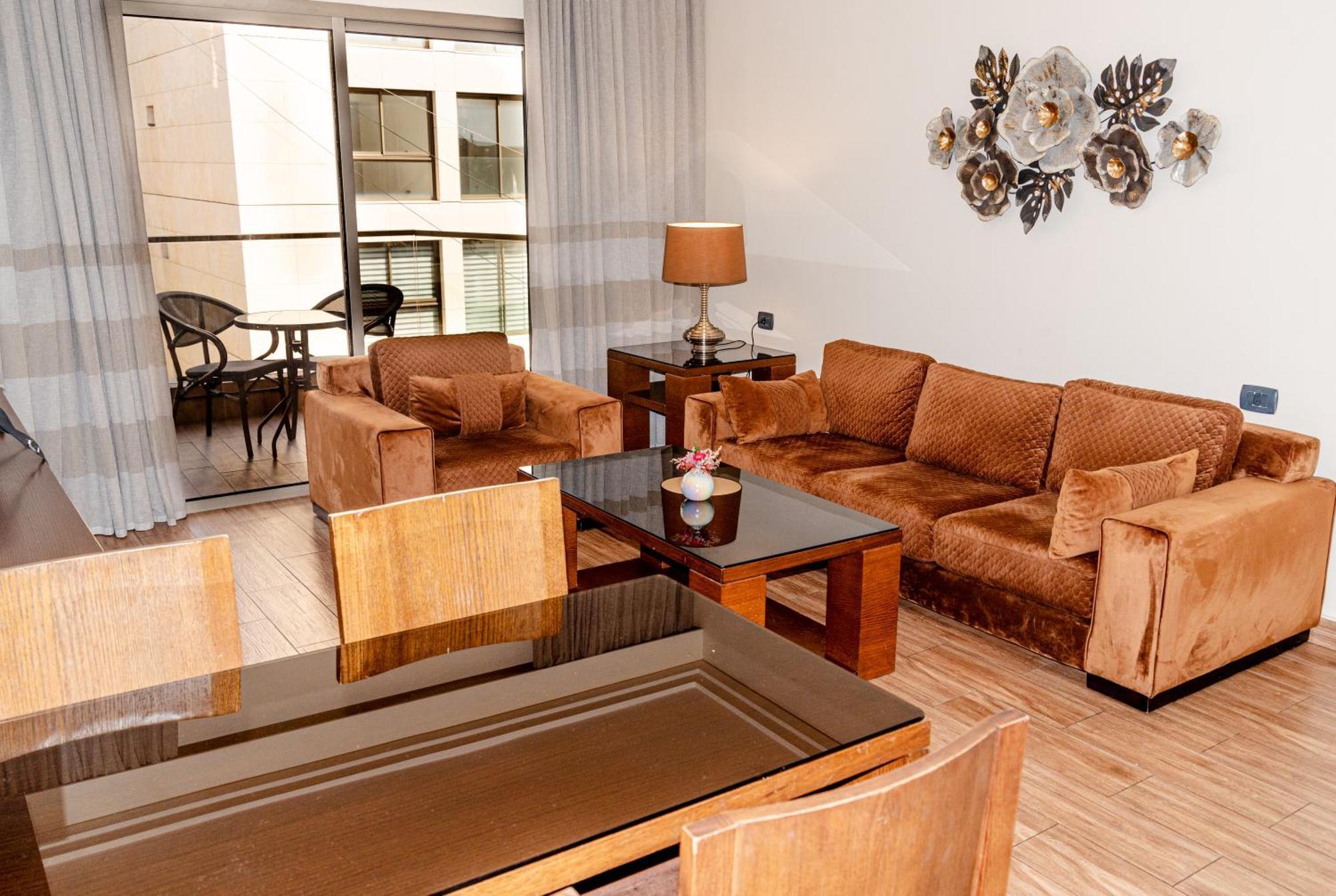 Britannia Suites Бейрут Экстерьер фото